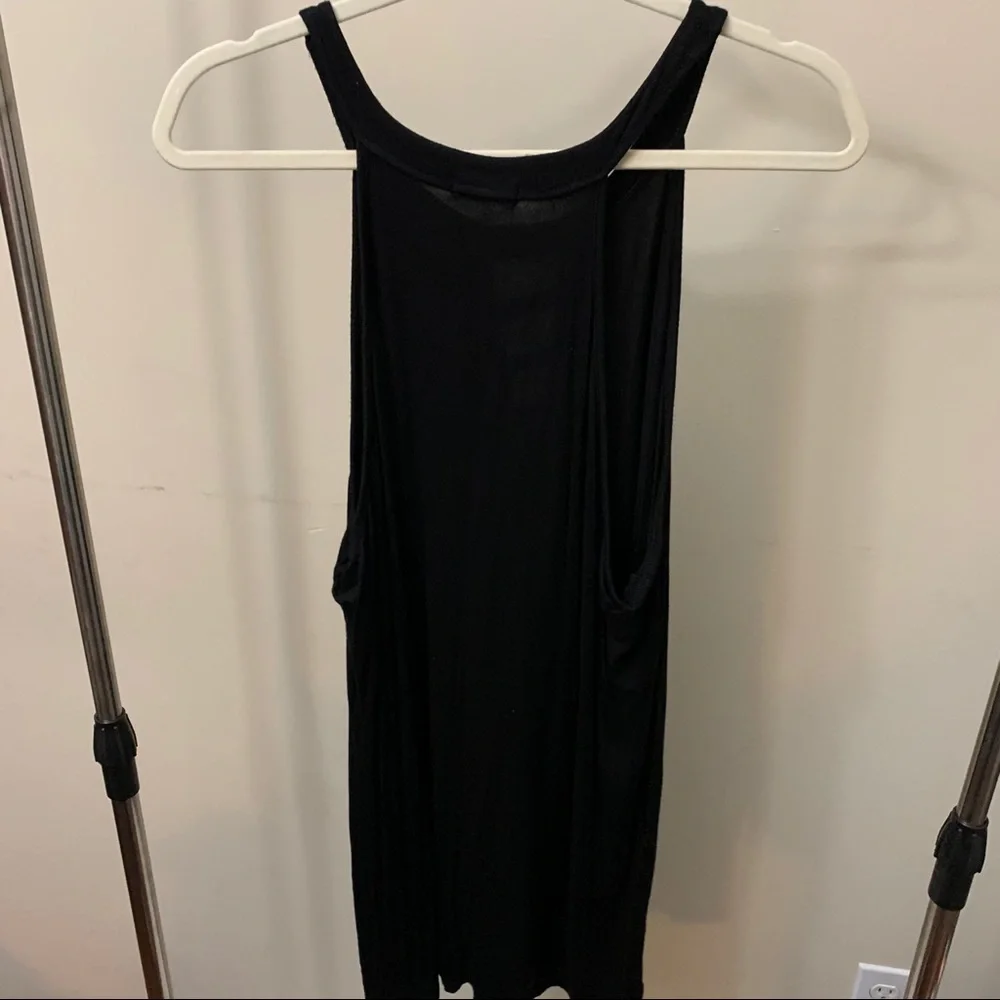 She & Sho Black Tank w/ Strappy Keyhole - Picture 5 of 6